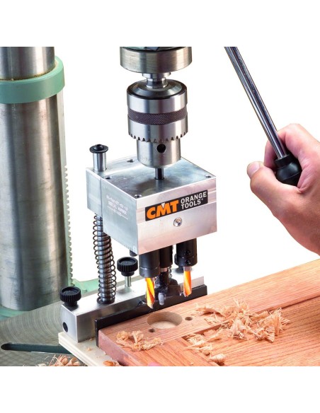 Universal hinges boring system