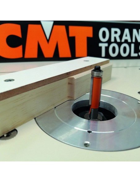 Flush trim router bits